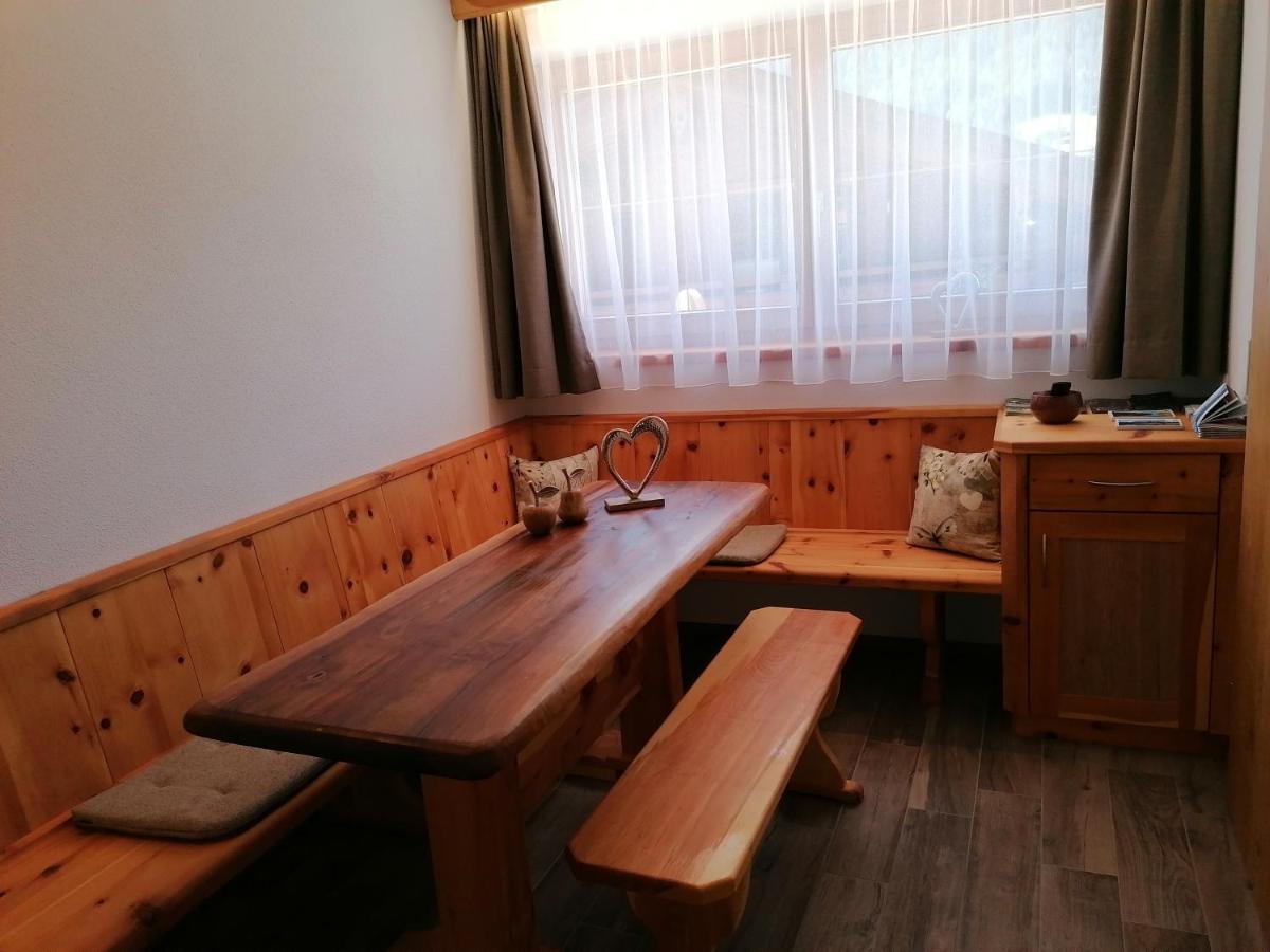 אלפבאך Ferienwohnung Haus Sama מראה חיצוני תמונה